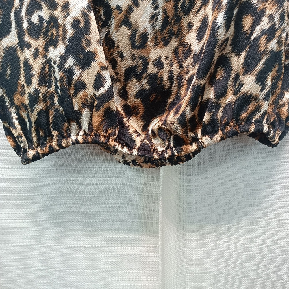 Brina & Em Womens L Leopard Print Ruffle Bubble Hem Sleeveless Blouse Tannin NWT - Picture 6 of 6